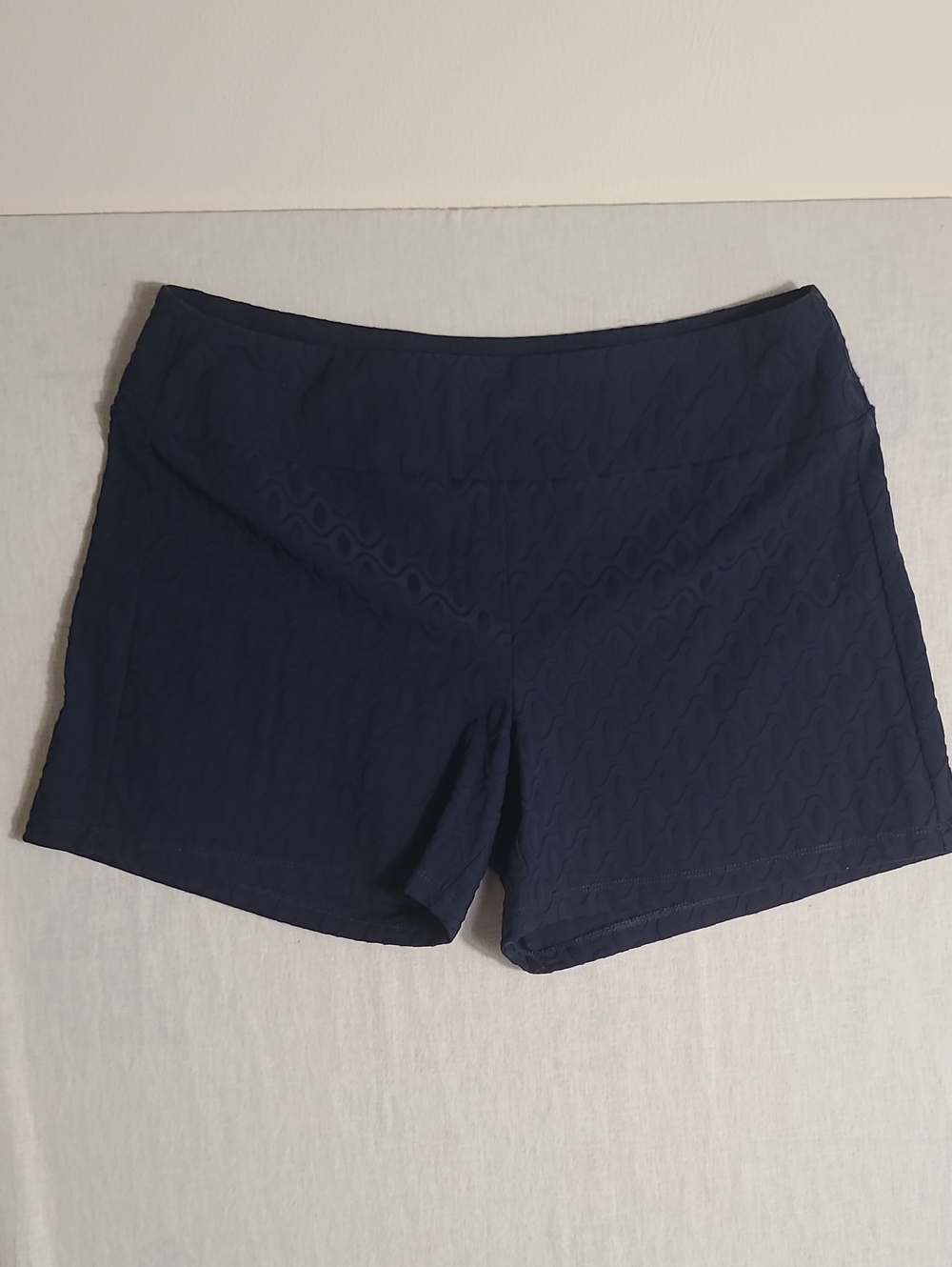 J. McLaughlin Navy Textured Pull-on Shorts Size Large